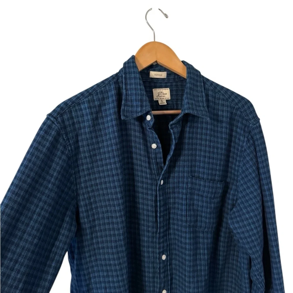 J.CREW Men's Flannel Classic Blue Long Sleeve Button Down Checkered Shirt